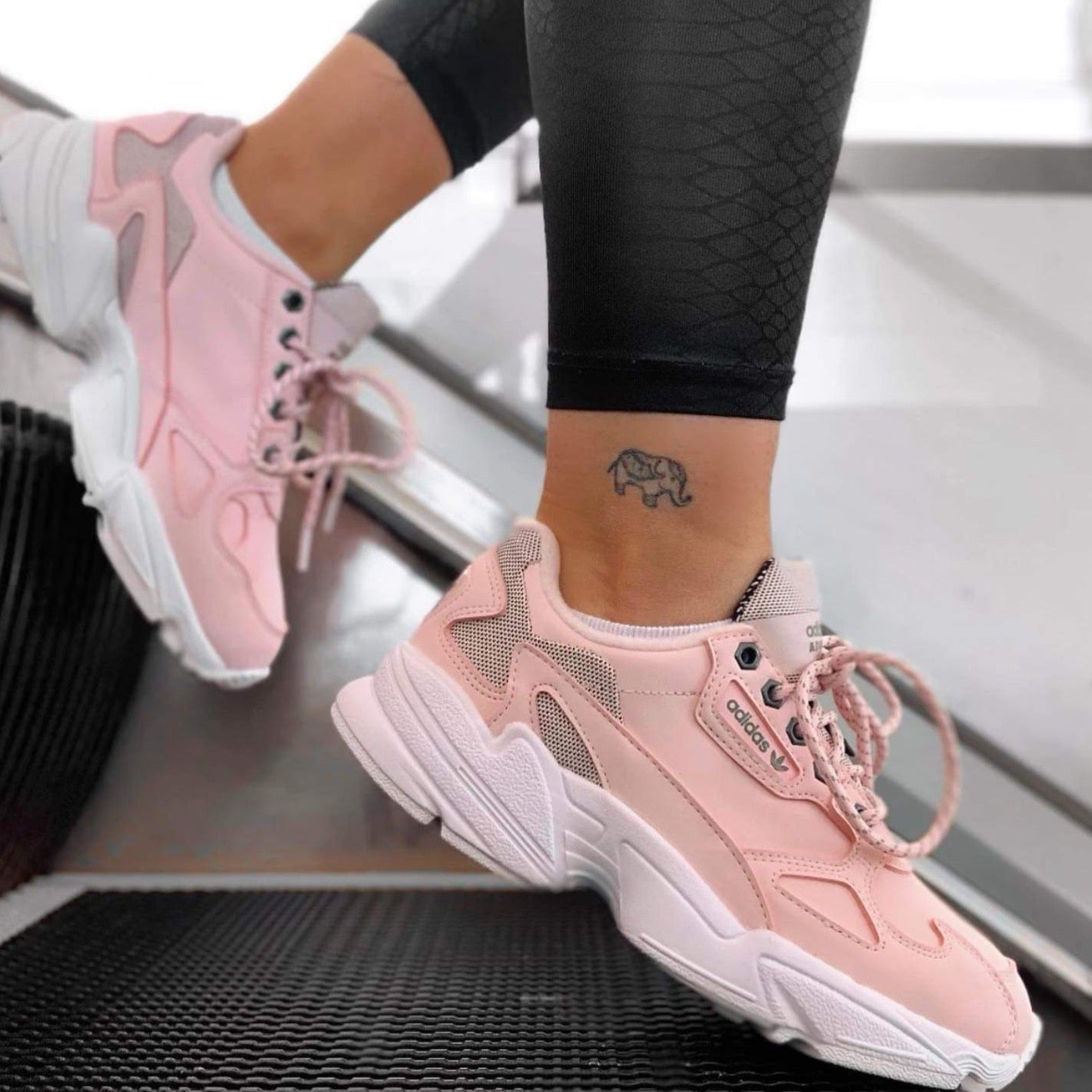 Adidas Falcon  rózsaszín női cipő - MYBRANDS.HU